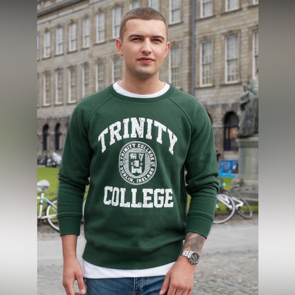 NWT TRINITY College Dublin Green Sweatshirt size L